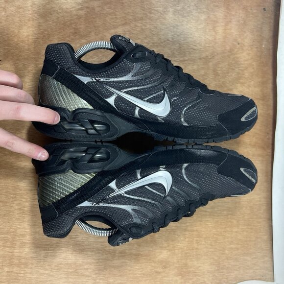 Nike Air Max Torch 4 Mens Size 11 Black Silver Athletic Running Shoes Sneakers - Picture 6 of 9